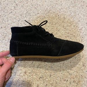 TOMS women moccasin bootie